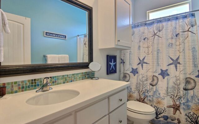 Jellyfish Home 39 by RedAwning