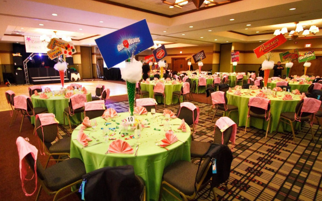 DoubleTree by Hilton Libertyville - Mundelein