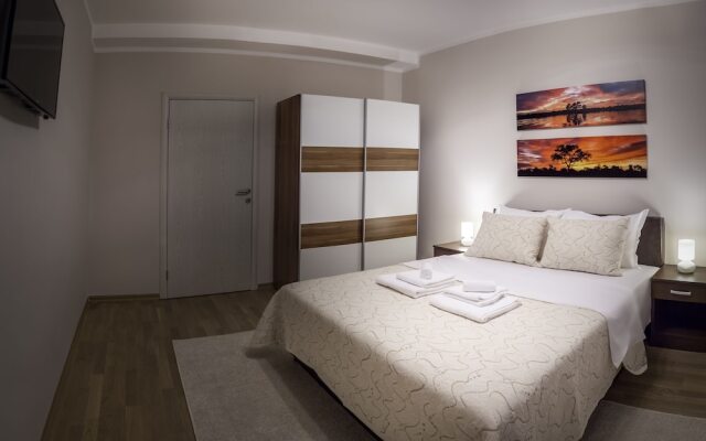 Feel Belgrade Downtown Apartment