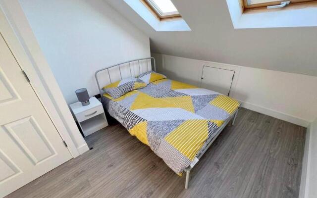 New 5-bed & 4 Bathroom House in Croydon