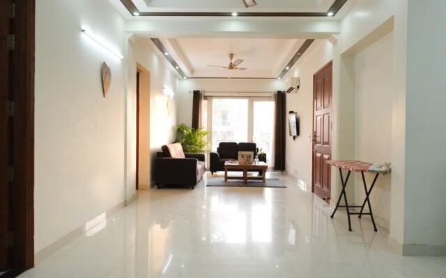 Lime Tree Apartments Artemis 2
