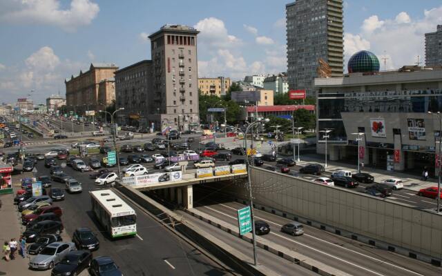 Intermark Serviced Apartments at Smolenskaya