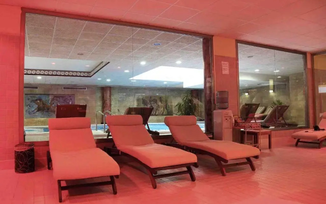 Hotel & Spa Peñíscola Plaza Suites