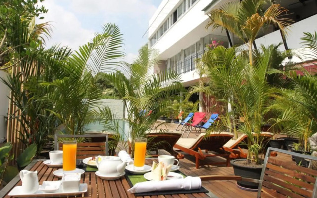 MEN's Resort & Spa 