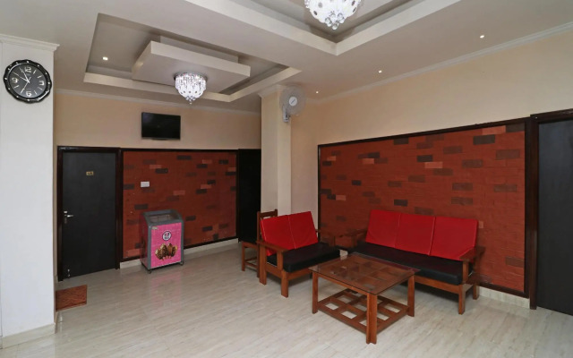 OYO 11737 Prabash Atithi Griha