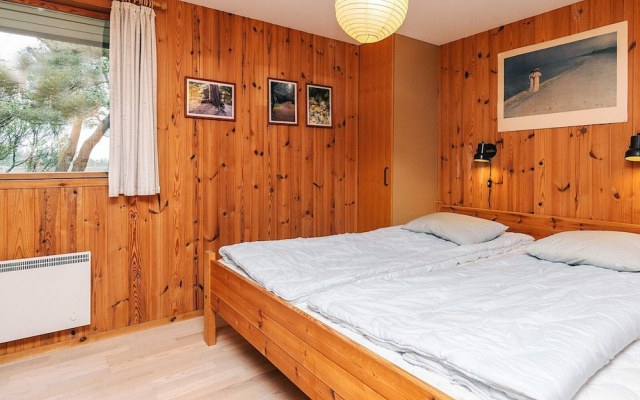 6 Person Holiday Home in Albaek