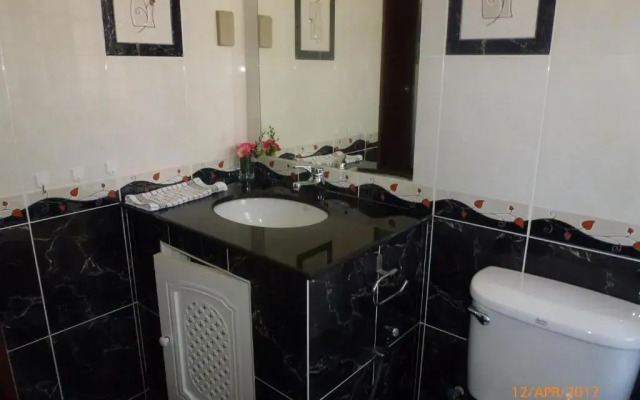 Thai Paradise South 255/2