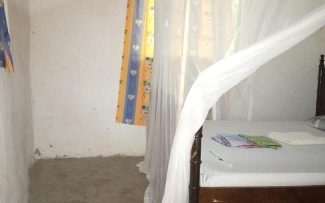 "room in B&B - Mida Creek Eco Camp Community Project,mida Creek Watamu Kilifi County"