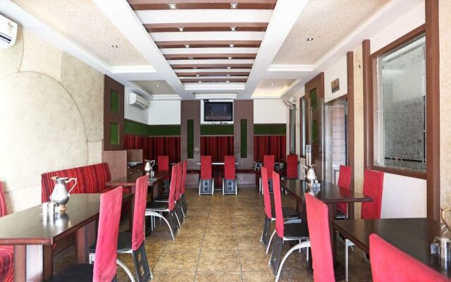 OYO Falgship 11668 Hotel Good Times