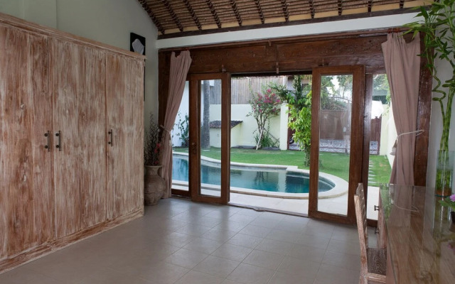 Simona Villa - Simona