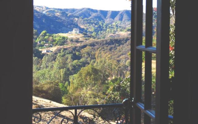 Topanga Canyon Inn B&B