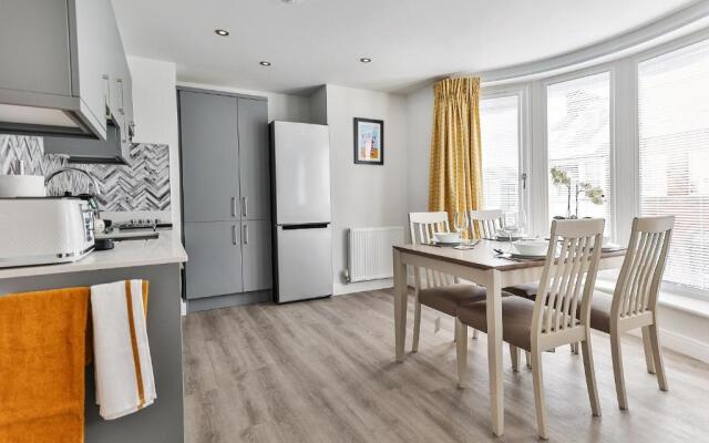 13 Belle House - Apartment 1