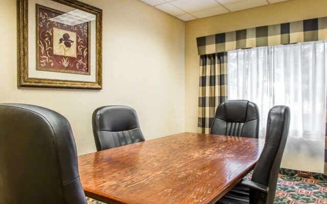 Comfort Inn East Windsor - Springfield
