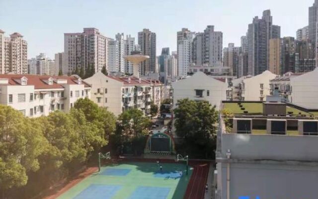 Orange Hotel (Mingdi, No. 10, Huaihai Middle Road, Shanghai)