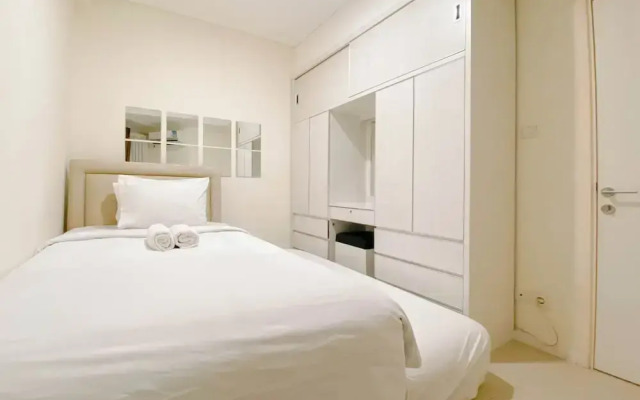 1Br With Pool View At Parahyangan Residence Apartment