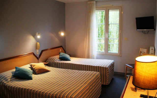 Logis Le Cheval Blanc et Clovis