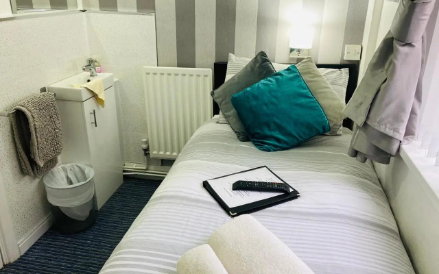 Fairfax Guest house