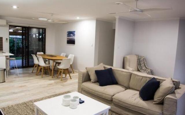 Wellington Parade 1/15a, Shelly Beach, Caloundra