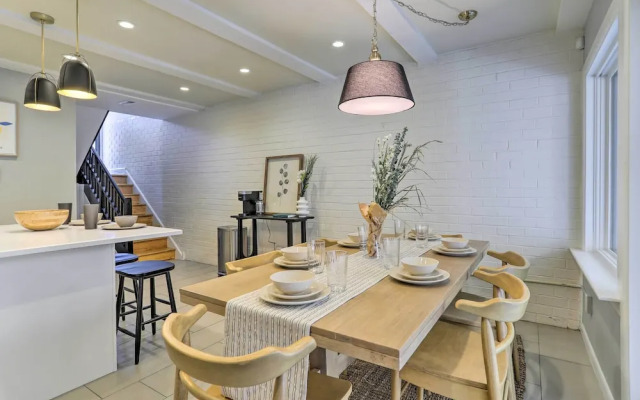 Central Philly Townhome w/ Patio & City Views!