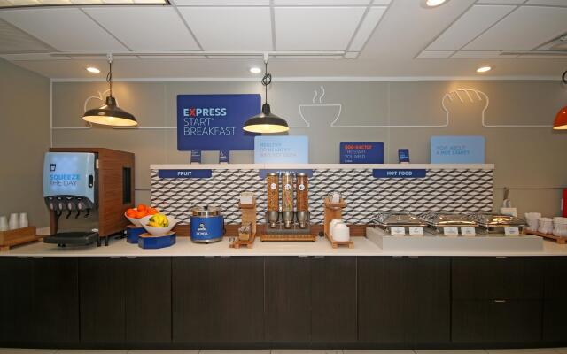 Holiday Inn Express Troutville by IHG