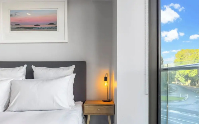 Light & relaxing on city fringe