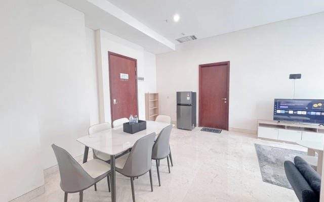 Homey And Simply 3Br At Grand Sungkono Lagoon Apartment