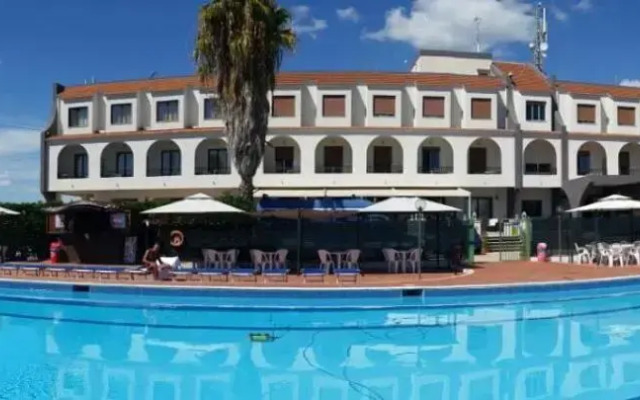 Hotel Relax