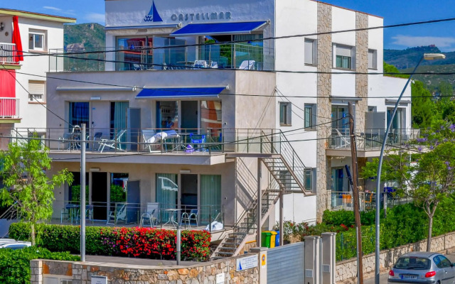 Castellmar Apartments