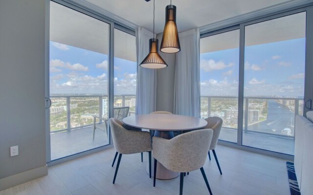 Hyde Beach House Private Suites