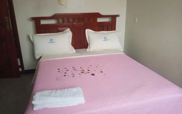 Nkole Deluxe Suites