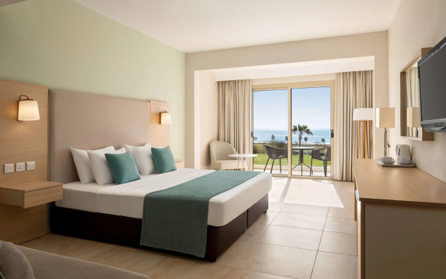 Ramada Hotel & Suites By Wyndham Ayia Napa