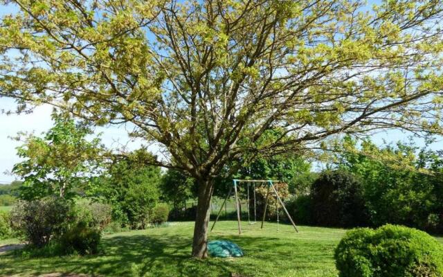 Gîte Le Brethon, 3 pièces, 4 personnes - FR-1-489-238