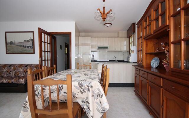 Apartment - 2 Bedrooms with Sea views - 102002