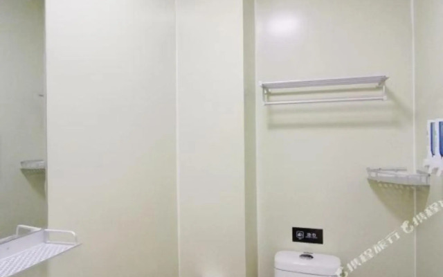 100 Inn Chain Hotel (Qingdao German Style Street)