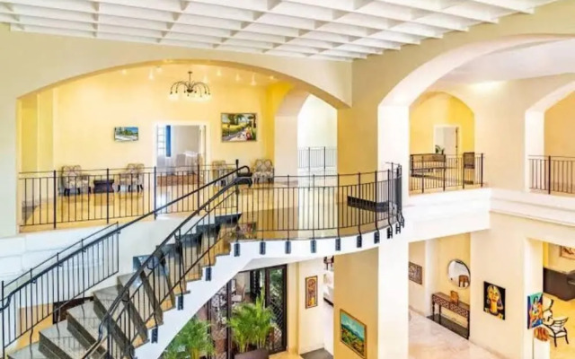 Luxury 1-bed Apartment in Montego Bay
