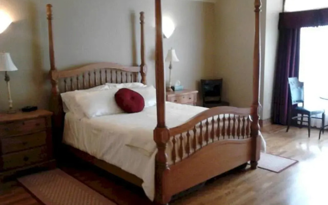 Country View Manor
