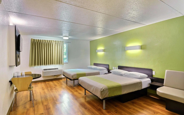 Motel 6 Danvers, MA - Boston North