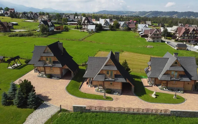 Folk Resort Domki i Apartamenty