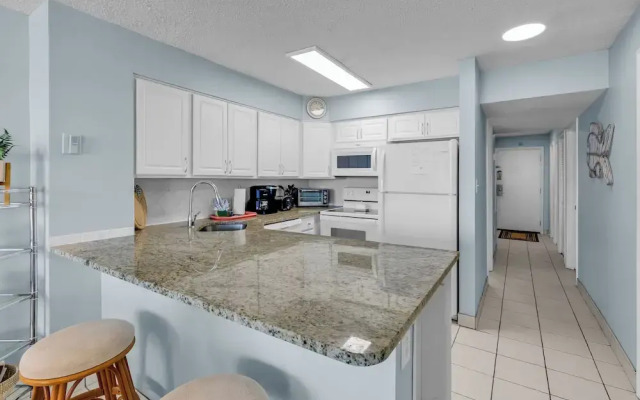 Palms Resort 501