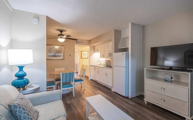 Club Destin Condos