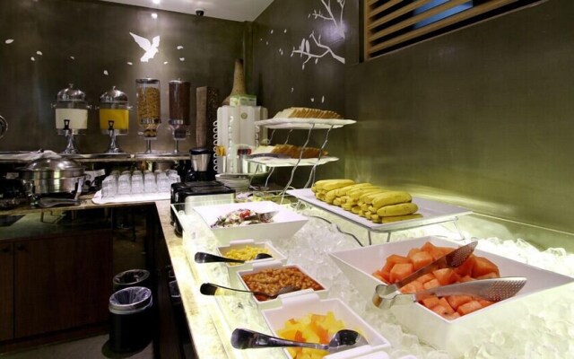Rich Diamond Hotel
