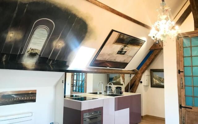 Besharat Gallery & Museum