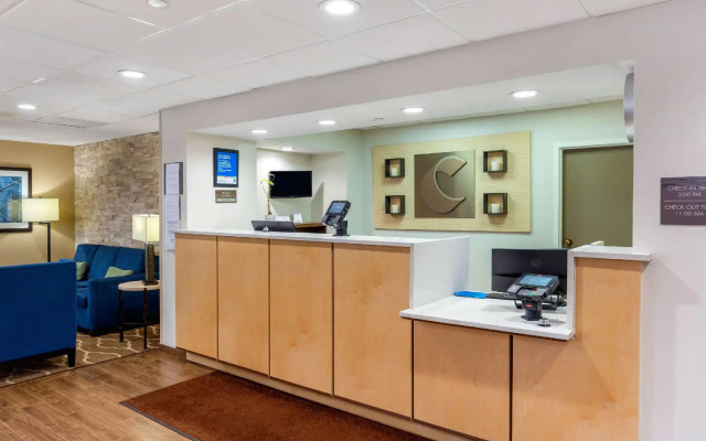 Comfort Inn & Suites Durham near Duke University