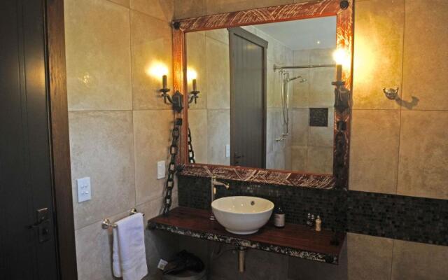 HawkRidge Alpine Suite