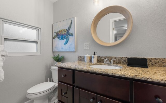 11350 Central Oasis 4BR Pool Home