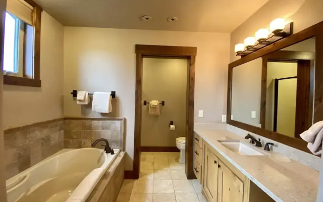 Meadow Lake Resort & Condos