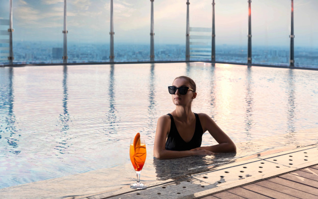 Vinpearl Landmark 81, Autograph Collection