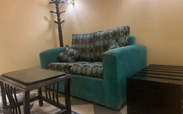 Holidays Express Hotel