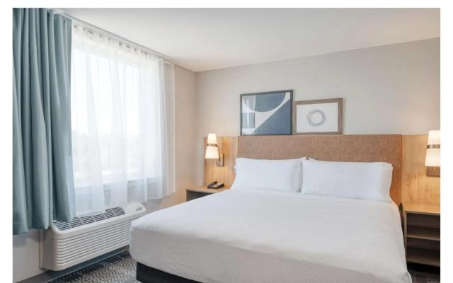 Staybridge Suites Federal Way - Seattle South by IHG
