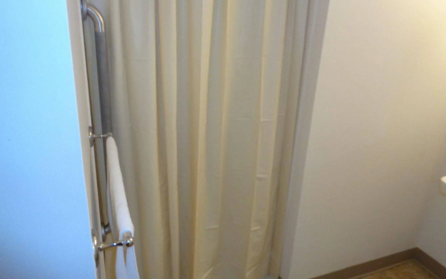 Riverview Suites